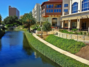 Отель Wyndham Garden River Walk Museum Reach  Сан-Антонио